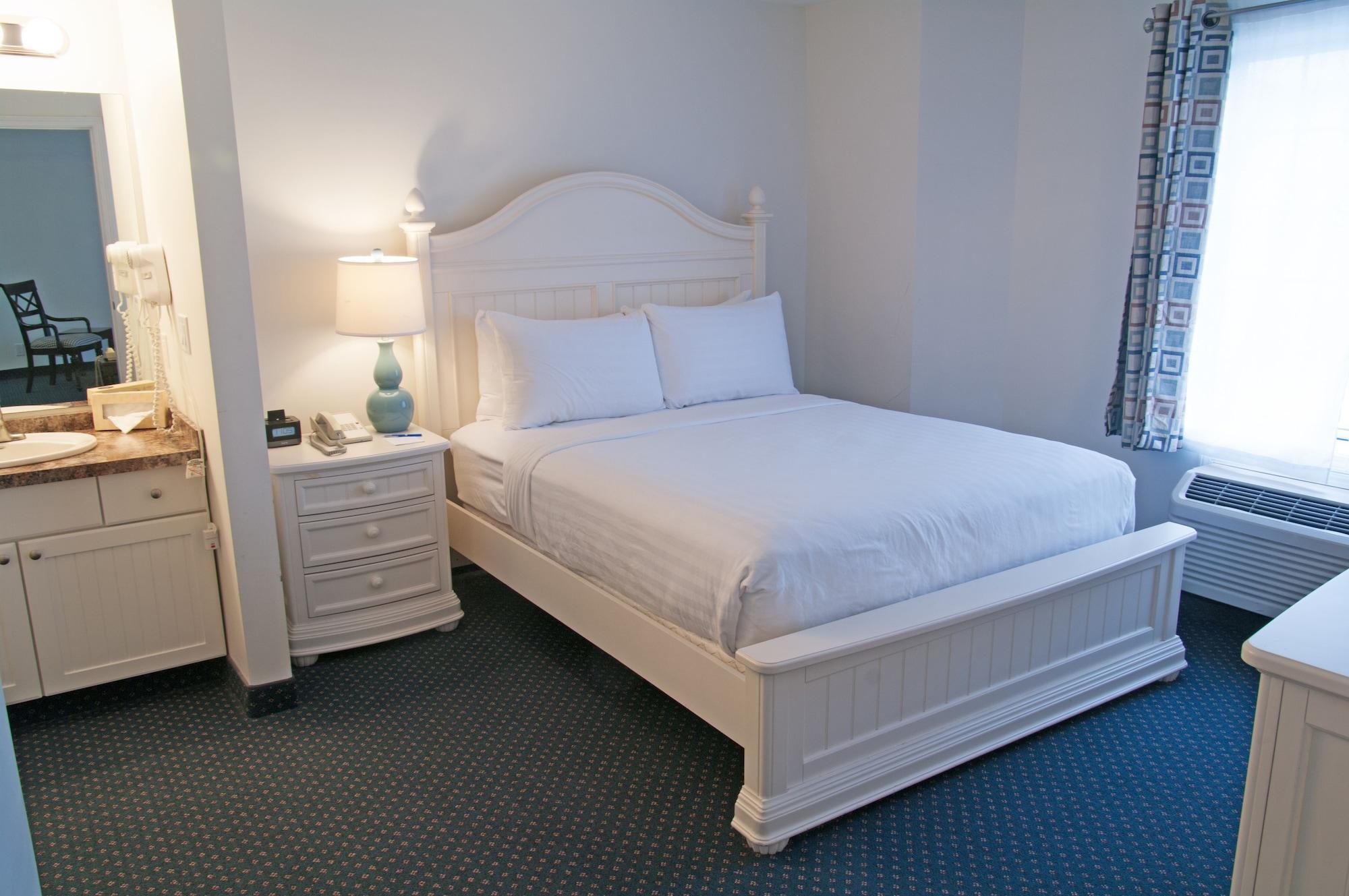 Charlevoix Inn & Suites Surestay Collection By Best Western Eksteriør billede