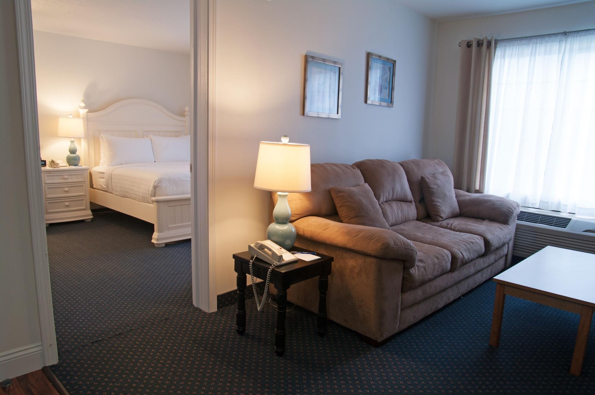 Charlevoix Inn & Suites Surestay Collection By Best Western Eksteriør billede