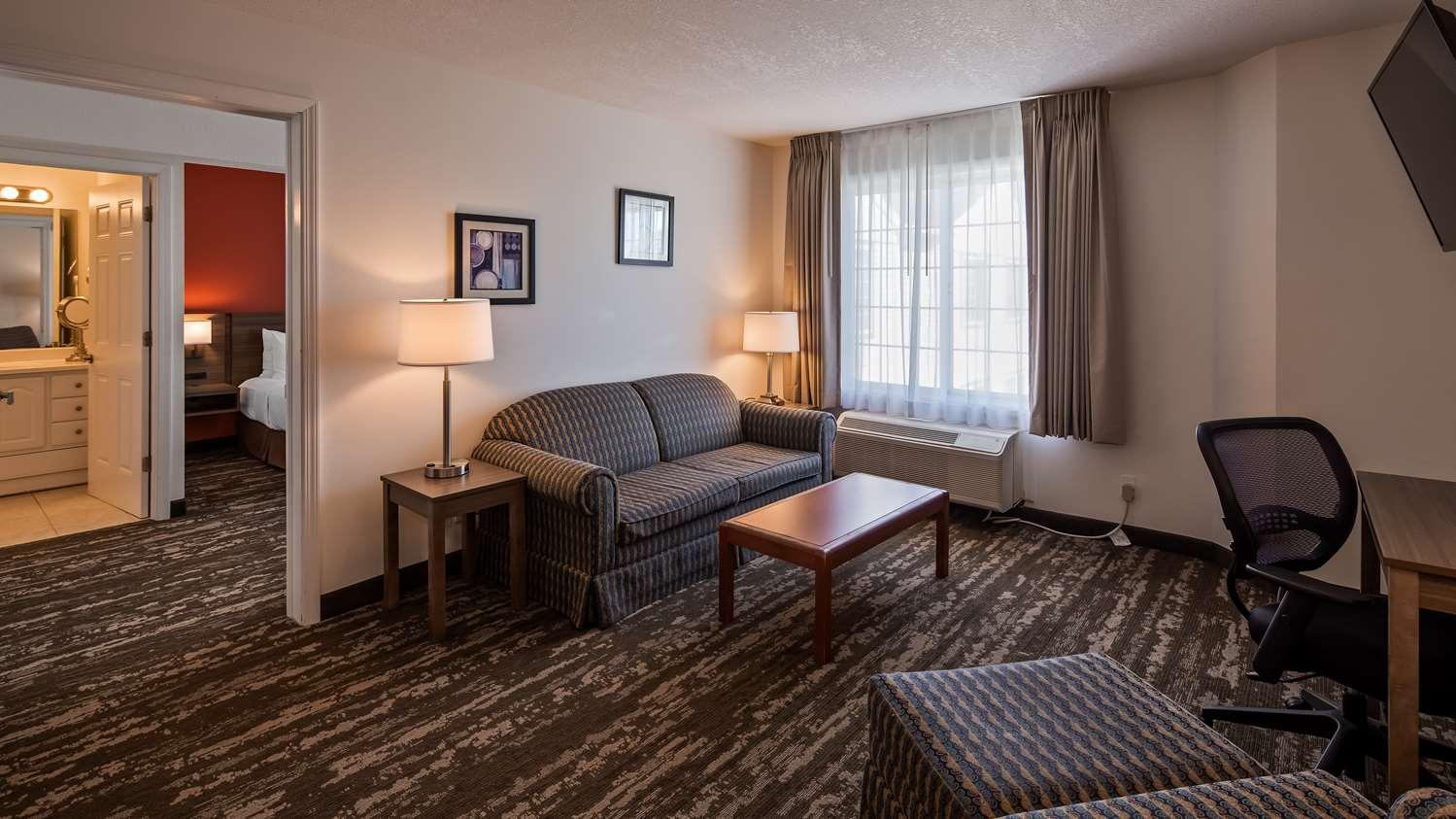 Charlevoix Inn & Suites Surestay Collection By Best Western Eksteriør billede